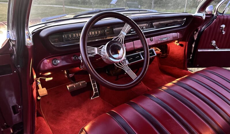 								1961 Pontiac Bonneville Coupe 389 full									