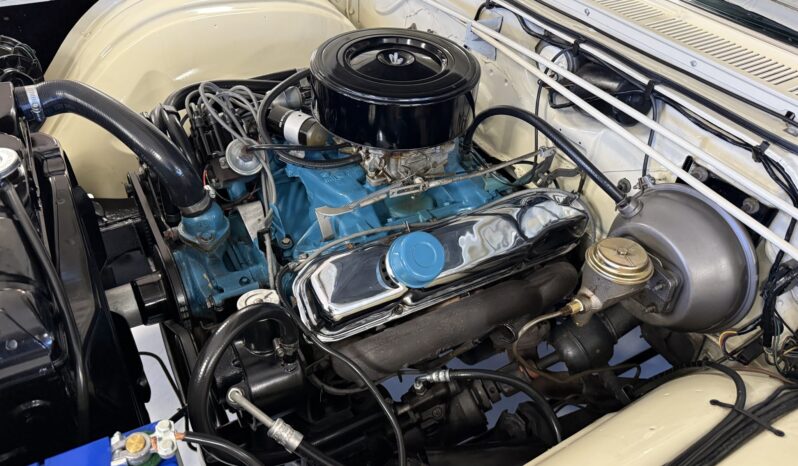 								1965 Chrysler 300L Convertible full									