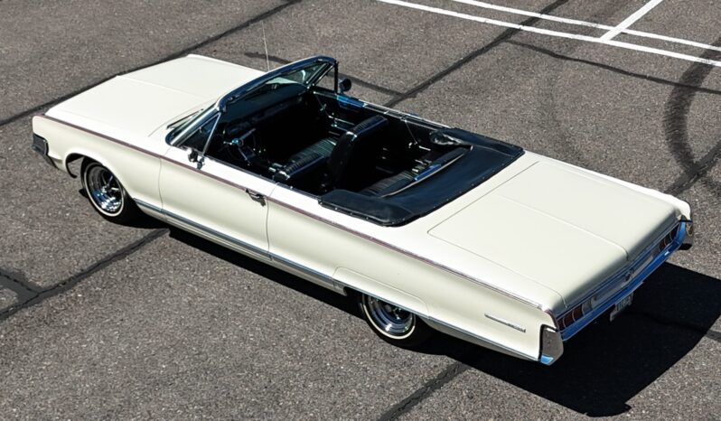 								1965 Chrysler 300L Convertible full									