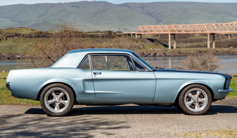 								1968 Ford Mustang Coupe 289 5-Speed full									