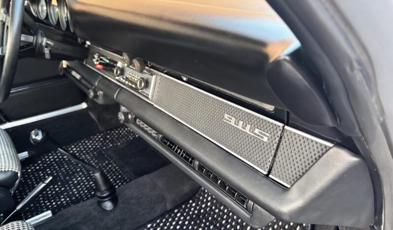 								1969 Porsche 911S Coupe full									