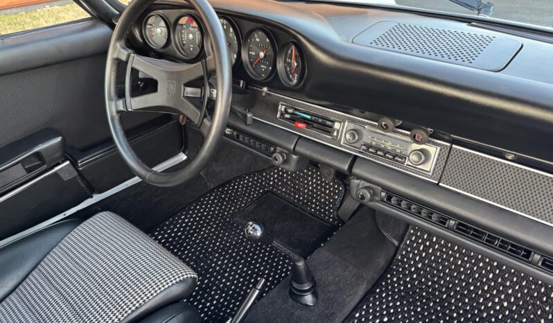 								1969 Porsche 911S Coupe full									