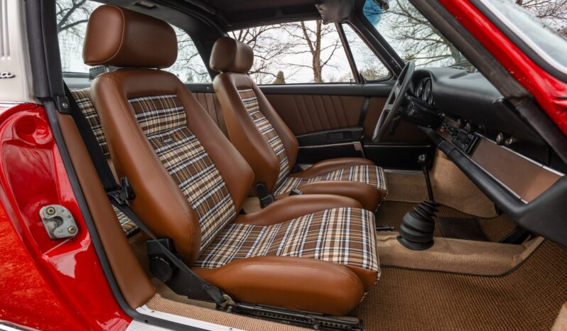 								1973 Porsche 911T Targa 5-Speed full									