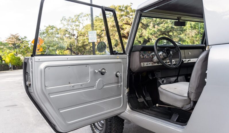 								1967 International Harvester Scout 800 4×4 4-Speed full									