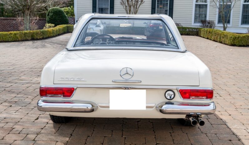 								1966 Mercedes-Benz 230SL 4-Speed full									