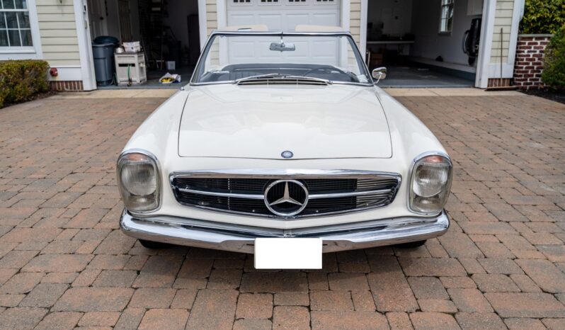 								1966 Mercedes-Benz 230SL 4-Speed full									