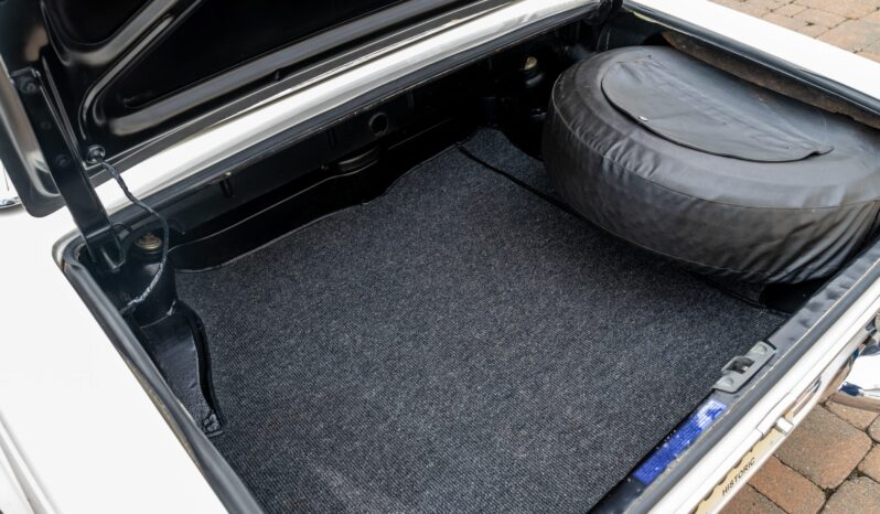 								1966 Mercedes-Benz 230SL 4-Speed full									