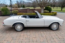 										1966 Mercedes-Benz 230SL 4-Speed full									