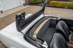 										1966 Mercedes-Benz 230SL 4-Speed full									