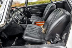 										1966 Mercedes-Benz 230SL 4-Speed full									