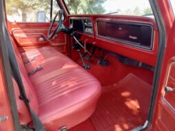 										1976 Ford F-250 Ranger Highboy 4×4 4-Speed full									