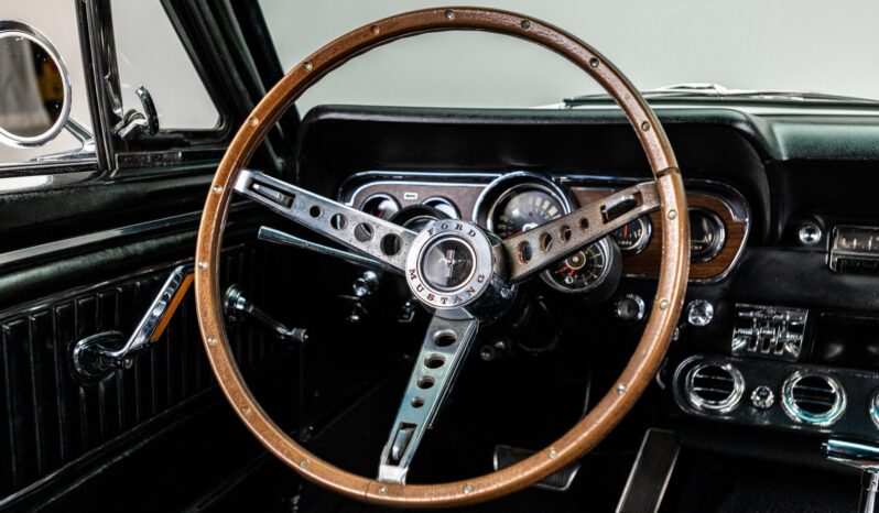 								1966 Ford Mustang Convertible 289 full									