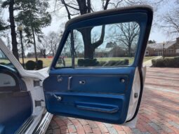 										1966 Chevrolet Corvette Coupe 427 390 4-Speed full									