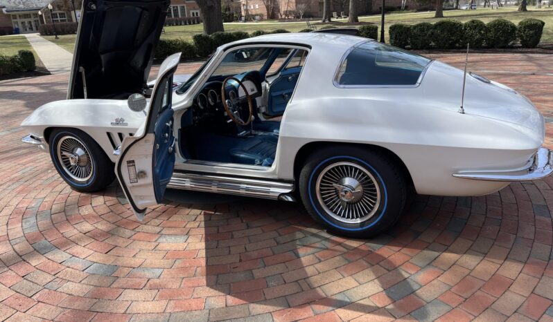 								1966 Chevrolet Corvette Coupe 427 390 4-Speed full									