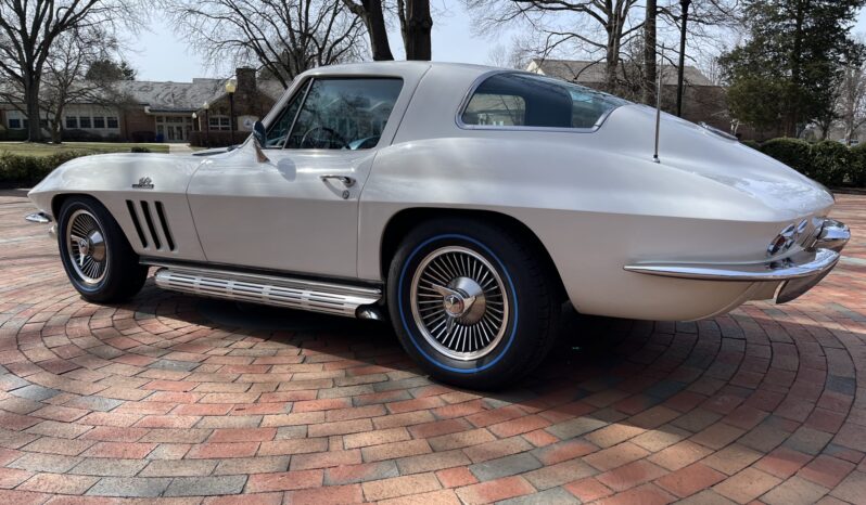 								1966 Chevrolet Corvette Coupe 427 390 4-Speed full									