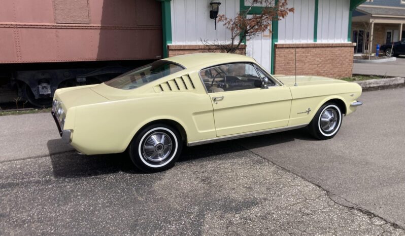 								1965 Ford Mustang Fastback 289 full									