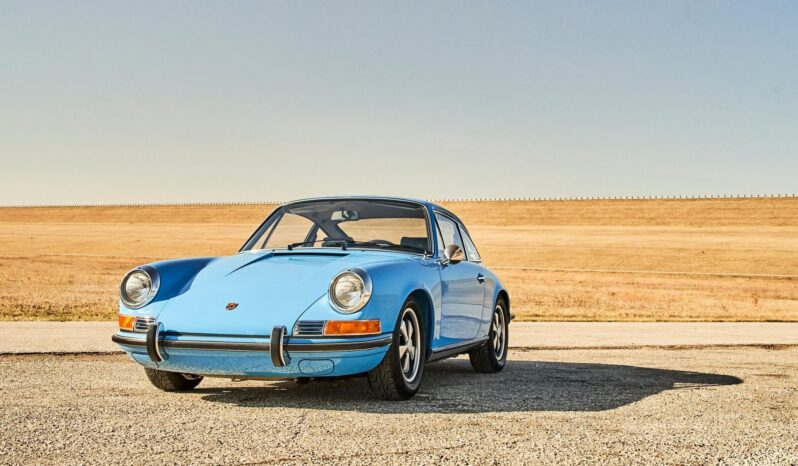 								1971 Porsche 911T Coupe 5-Speed full									