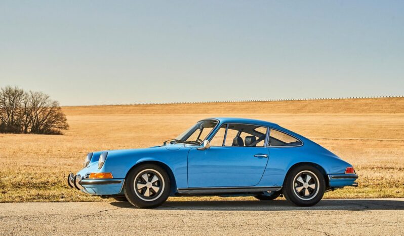 								1971 Porsche 911T Coupe 5-Speed full									