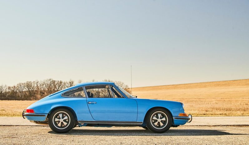 								1971 Porsche 911T Coupe 5-Speed full									