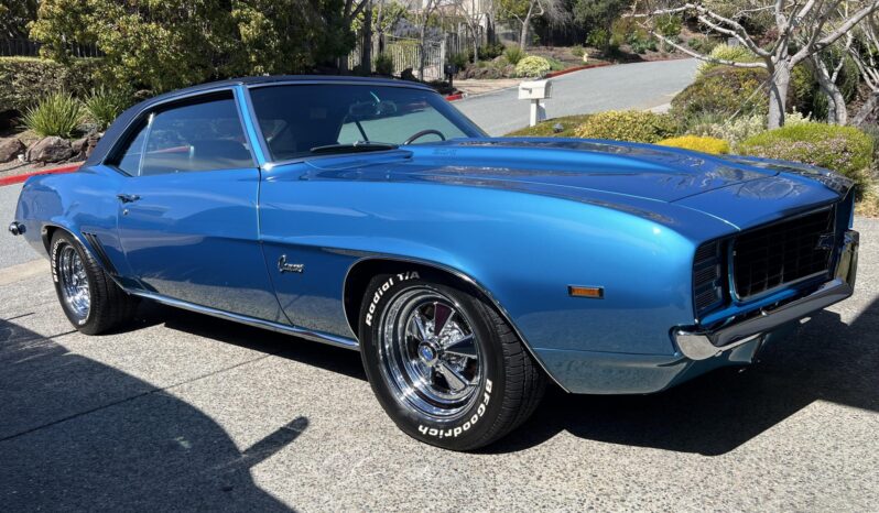 								1969 Chevrolet Camaro 5-Speed full									