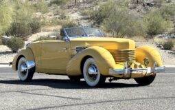 1937 Cord 812 Phaeton Supercharged full