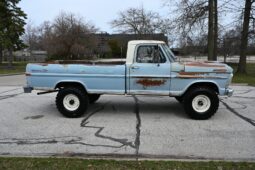 1969 Ford F-250 Highboy 4×4 4-Speed