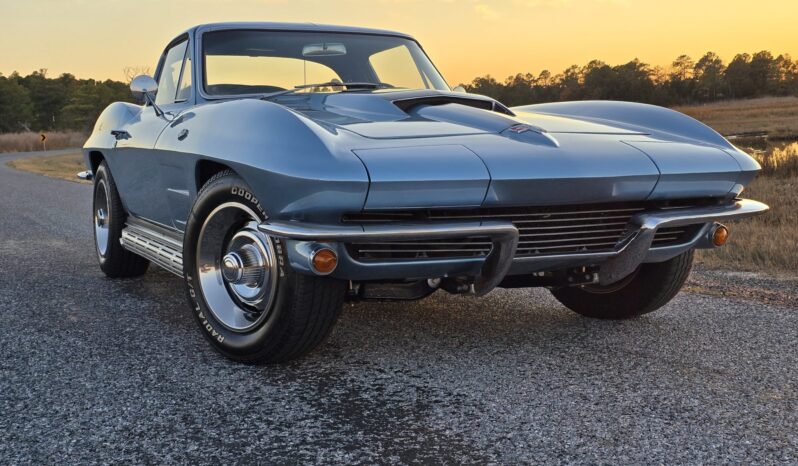								1964 Chevrolet Corvette Coupe 5-Speed full									