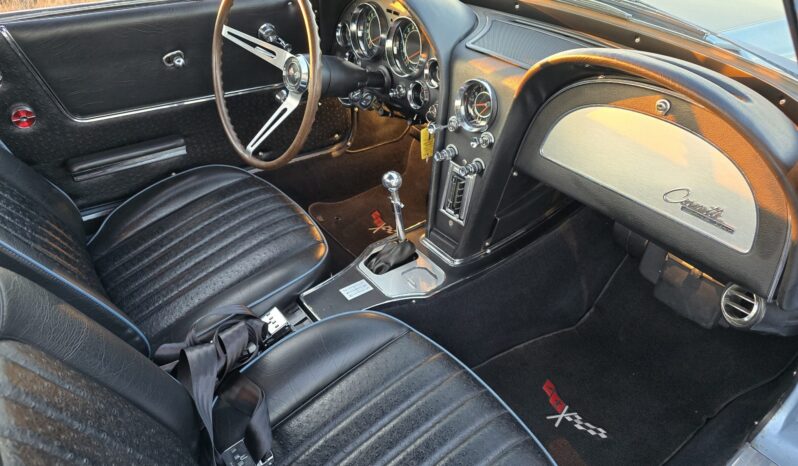 								1964 Chevrolet Corvette Coupe 5-Speed full									