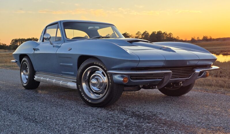 								1964 Chevrolet Corvette Coupe 5-Speed full									