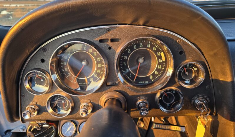 								1964 Chevrolet Corvette Coupe 5-Speed full									