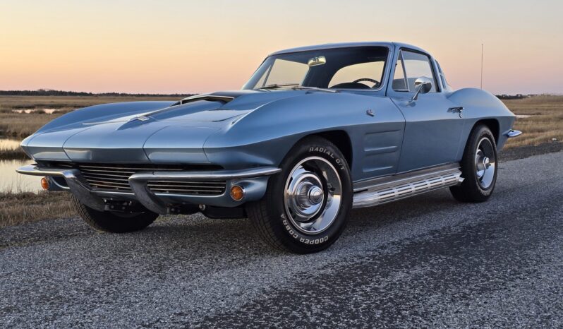 								1964 Chevrolet Corvette Coupe 5-Speed full									