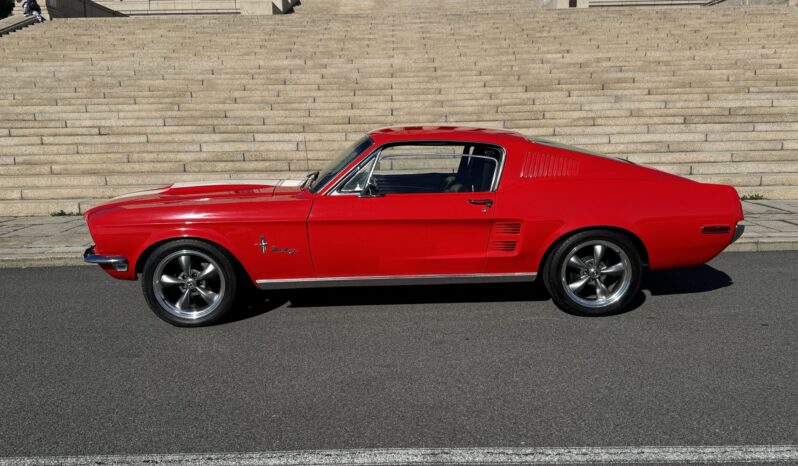 								1968 Ford Mustang Fastback 5-Speed full									