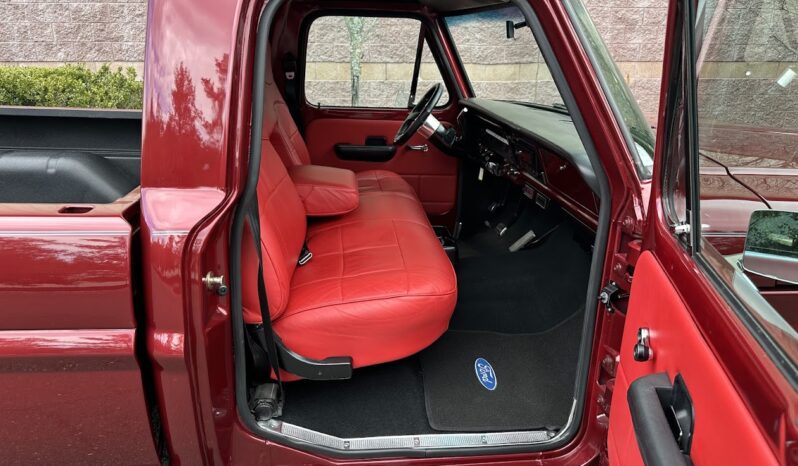 								1972 Ford F-100 Pickup full									