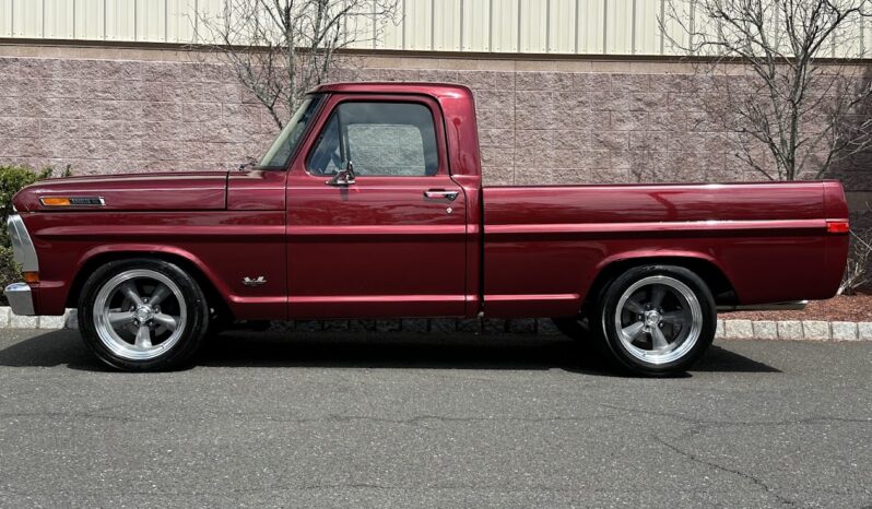 								1972 Ford F-100 Pickup full									