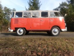 1963 Volkswagen Type 2 15-Window Deluxe