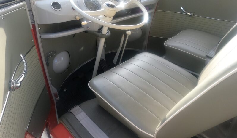 								1963 Volkswagen Type 2 15-Window Deluxe full									