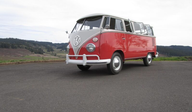 								1963 Volkswagen Type 2 15-Window Deluxe full									