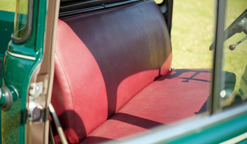 								1951 Chevrolet 3600 5-Window Pickup full									