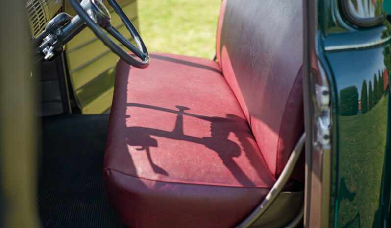 								1951 Chevrolet 3600 5-Window Pickup full									