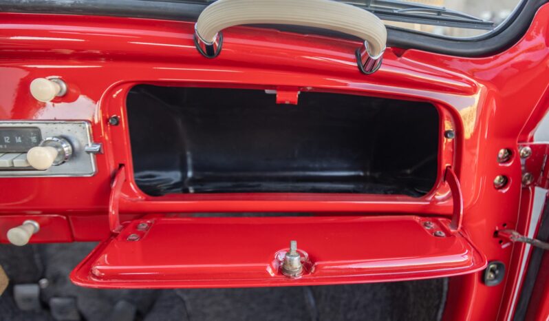 								1961 Volkswagen Beetle full									