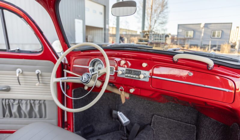 								1961 Volkswagen Beetle full									