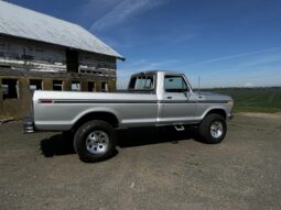 1977 Ford F-250 Ranger Highboy 4×4 4-Speed