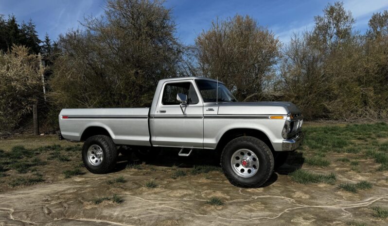 								1977 Ford F-250 Ranger Highboy 4×4 4-Speed full									
