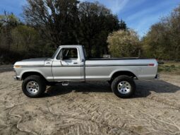 										1977 Ford F-250 Ranger Highboy 4×4 4-Speed full									