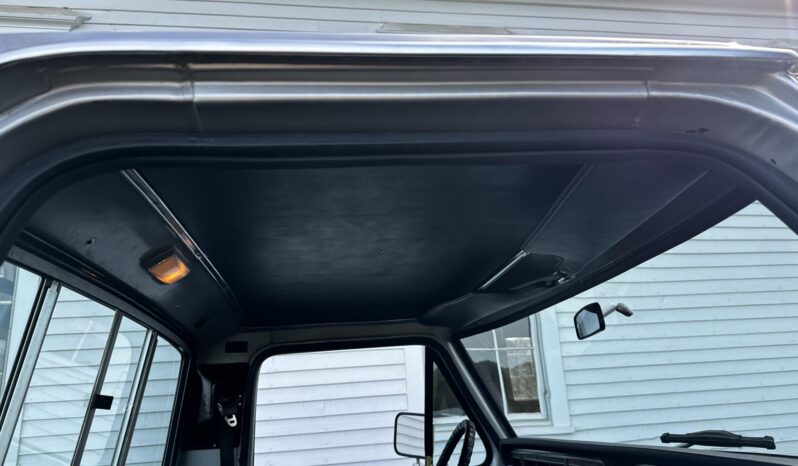 								1977 Ford F-250 Ranger Highboy 4×4 4-Speed full									