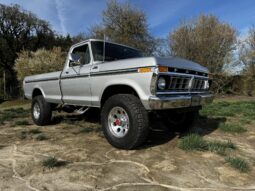 										1977 Ford F-250 Ranger Highboy 4×4 4-Speed full									