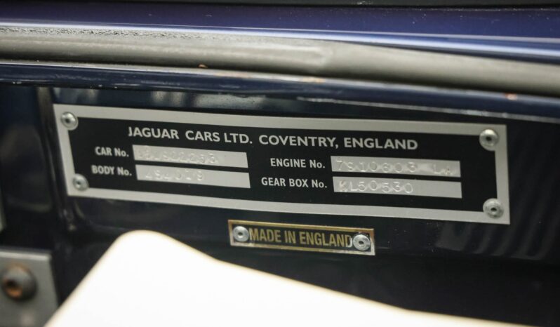 								1973 Jaguar E-Type Series III Roadster V12 4-Speed full									