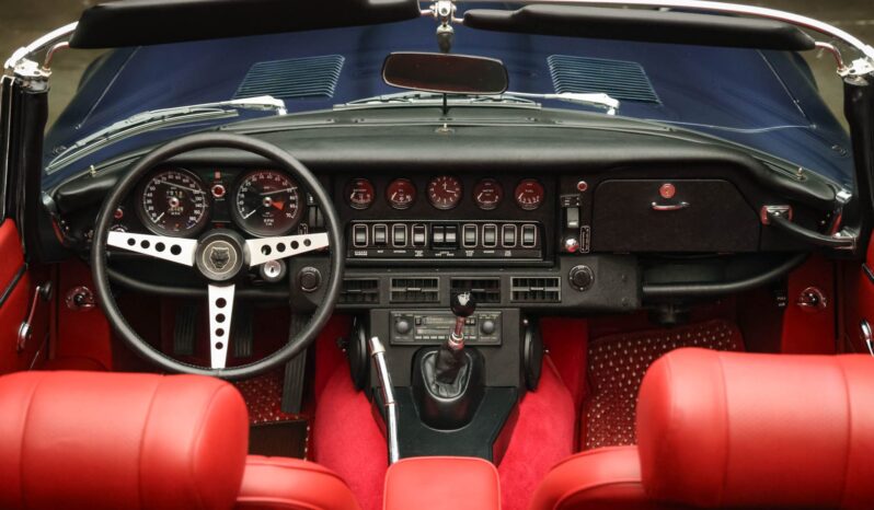 								1973 Jaguar E-Type Series III Roadster V12 4-Speed full									