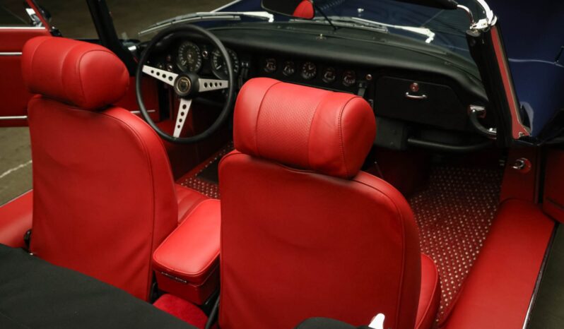 								1973 Jaguar E-Type Series III Roadster V12 4-Speed full									