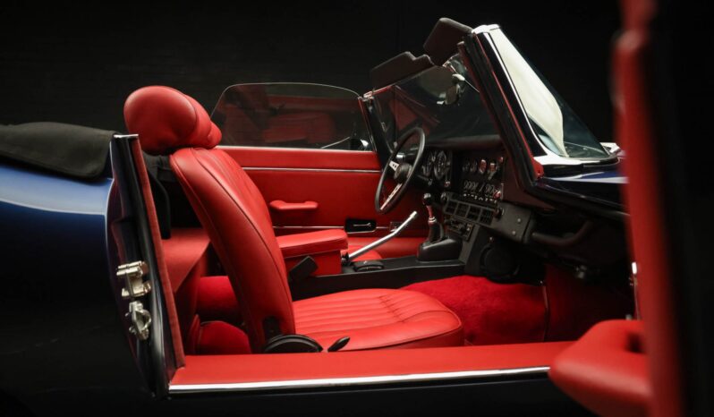 								1973 Jaguar E-Type Series III Roadster V12 4-Speed full									